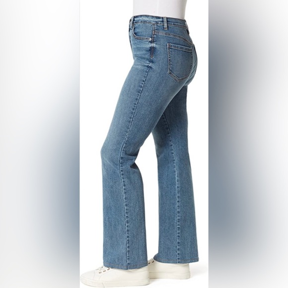Slimming Look Boot Cut Stretch Jeans Womens Plus Size 18W Gloria Vanderbilt - Picture 2 of 11